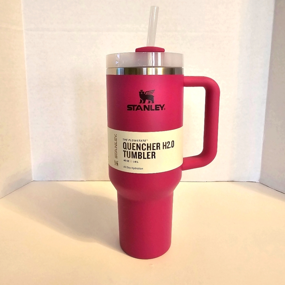 💕New! Authentic! FUCHSIA PINK Stanley Quencher H2.0 40 oz HTF Color!